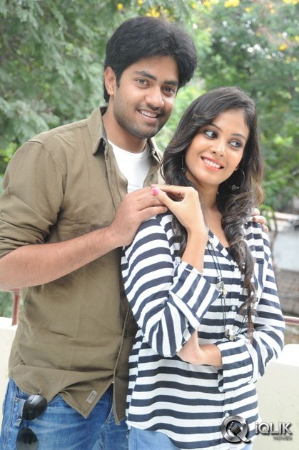 Kiraak-Movie-Release-Press-Meet